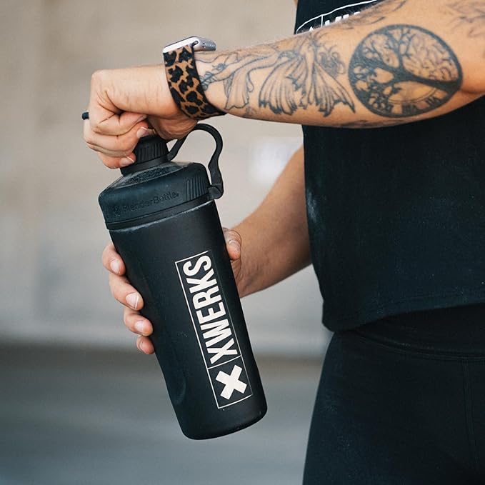 Xwerks Grow Whey Protein Powder 25g Pure Isolate Protein from New Zealand Grass Fed Cows Builds Strength and Speeds Recovery Paleo and Keto Friendly Soy and Gluten Free Chocolate 30 Servings