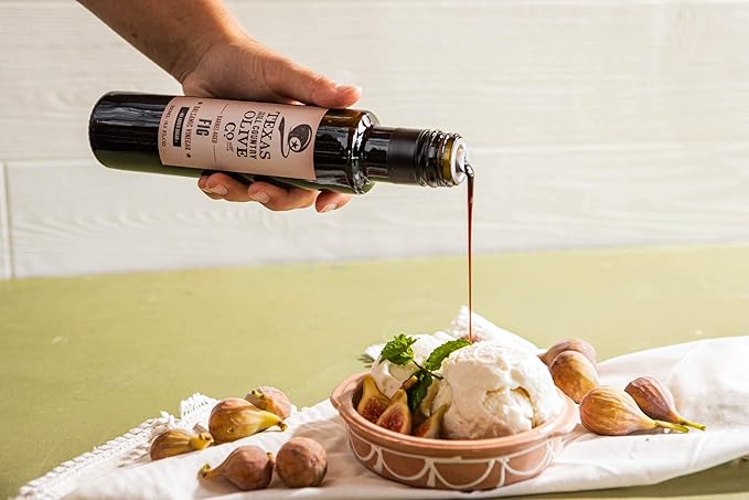Blackberry Balsamic Vinegar - Gourmet Barrel Aged Infused Balsamic Vinegar - Great for Dressing Dipping Glazing - No Artificial Flavors or Added Sugar - Made in Texas (8.5 oz 2 Pack)