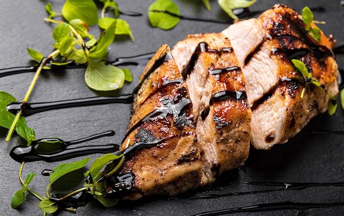 Blazing Bella Strawberry Balsamic Vinegar from Modena Italy Thick and Smooth Premium Finishing Vinegar for Salads Chicken Cheese and Vegetables 500ml