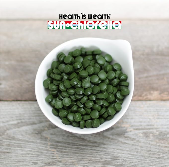 Sun Chlorella 200 mg Green Algae Superfood Supplement - Pulverized Cell Wall - Chlorophyll CGF Active B12 Iron Protein - Non-GMO - 300 Tablets